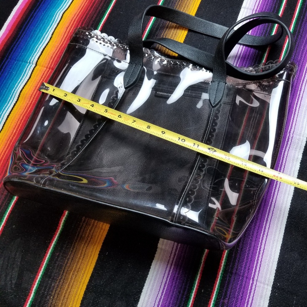 Purse - Picture 2 of 7